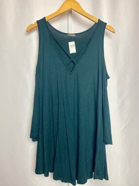 NWT Urban Episode Womenʻs Forest Green Cold Shoulder Tunic Top XL